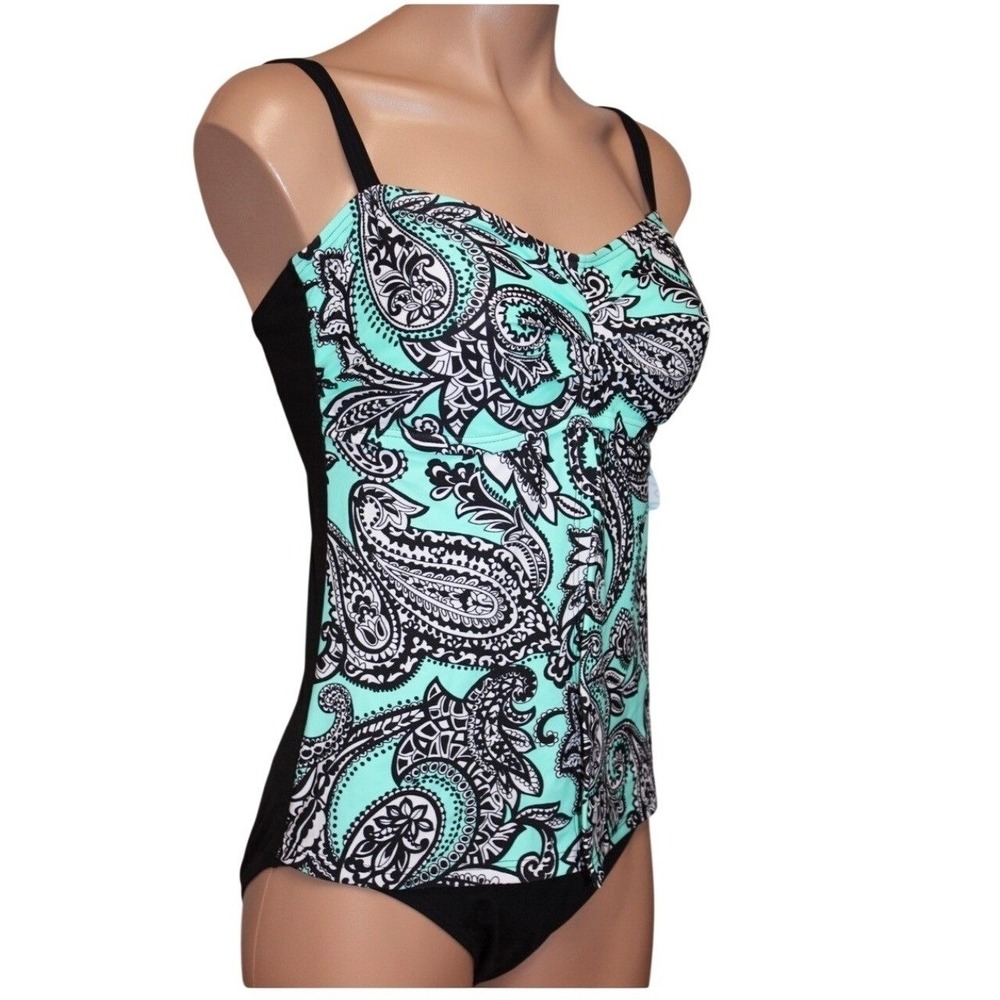 Beach Vida One-Piece Swimdress Size 8‎